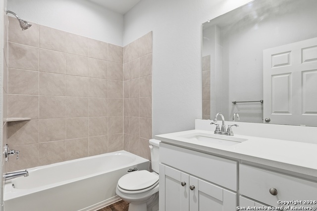 Image 11 of 30 For 21018 Chestnut Cove