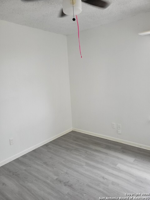 Image 11 of 14 For 5218 Bluff  