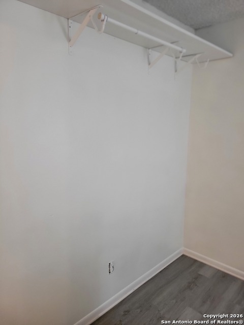 Image 8 of 14 For 5218 Bluff  