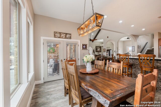 Image 20 of 99 For 103 Rio Grande Dr