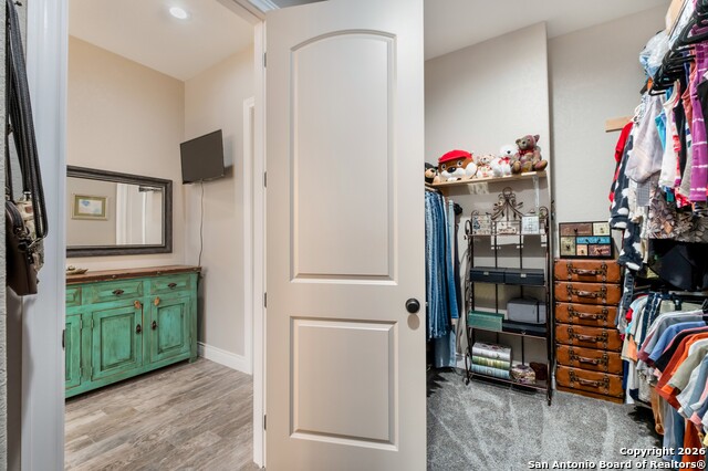 Image 29 of 99 For 103 Rio Grande Dr