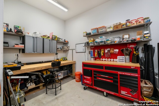 Image 54 of 99 For 103 Rio Grande Dr