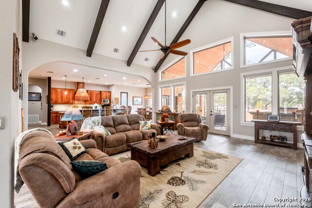 Image 9 of 99 For 103 Rio Grande Dr