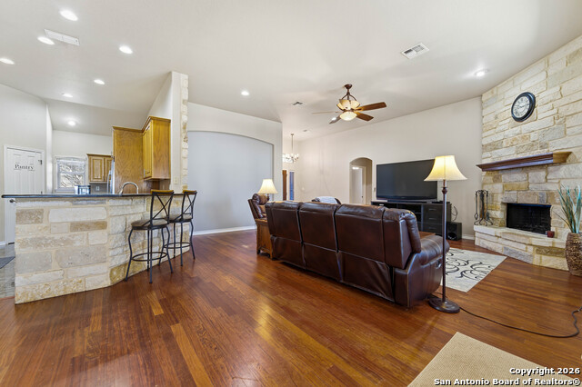 Image 23 of 34 For 108 Medora Branch