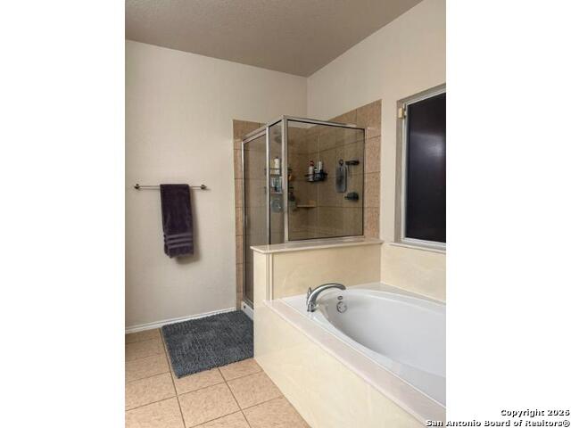 Image 16 of 28 For 7611 Presidio Crst