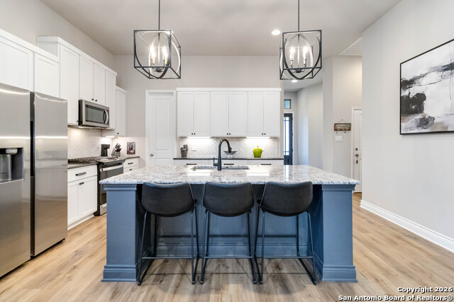 Image 17 of 50 For 1030 Cadogan Squire