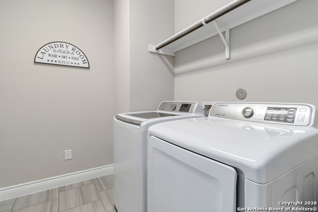 Image 43 of 50 For 1030 Cadogan Squire