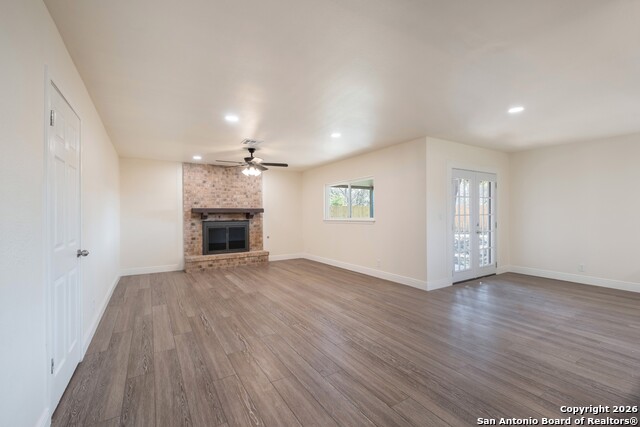 Image 6 of 39 For 3330 Sackville Dr