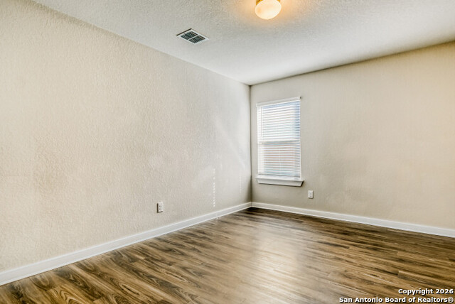 Image 21 of 27 For 10583 Penelope