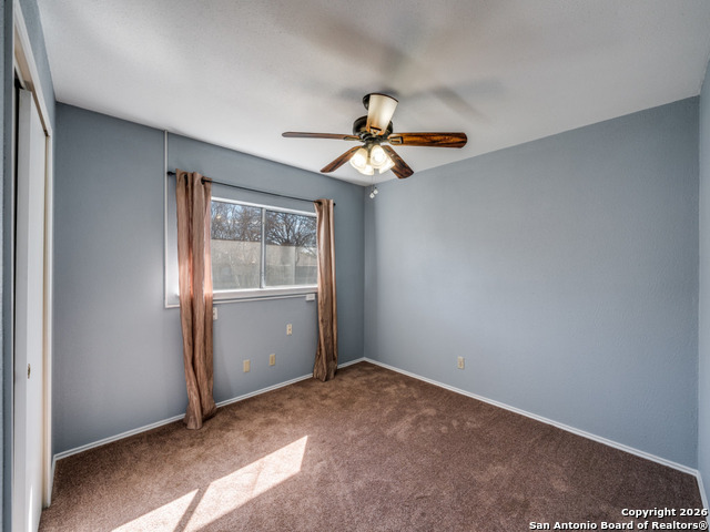 Image 13 of 25 For 206 Meadowland