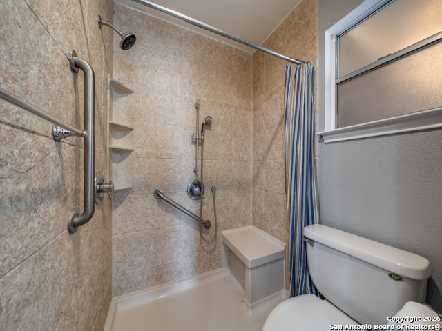 Image 19 of 25 For 206 Meadowland