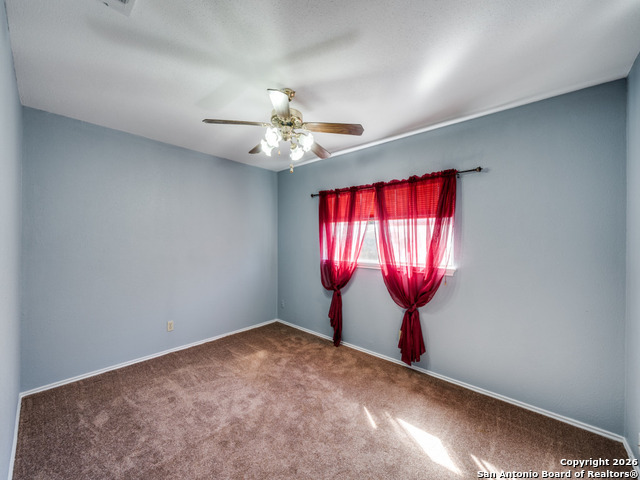 Image 21 of 25 For 206 Meadowland