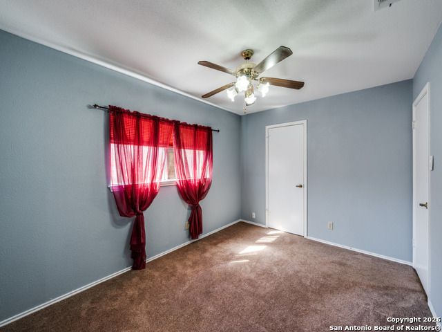 Image 22 of 25 For 206 Meadowland