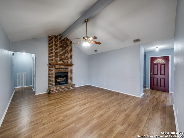 Image 4 of 25 For 206 Meadowland