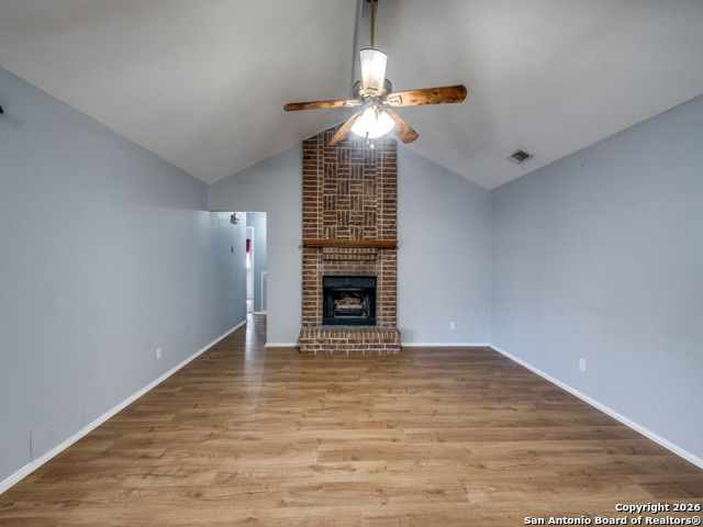 Image 7 of 25 For 206 Meadowland