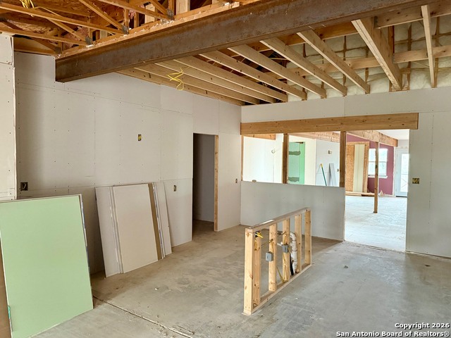 Image 6 of 12 For 685 Riverside