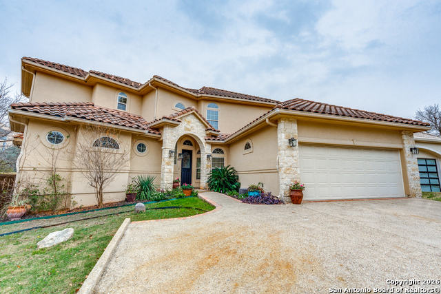 Image 3 of 37 For 603 Hillsong