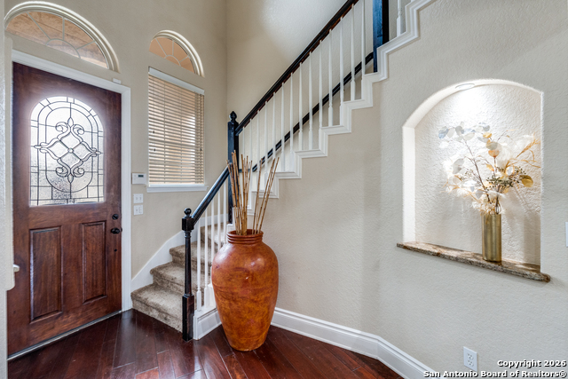 Image 5 of 37 For 603 Hillsong