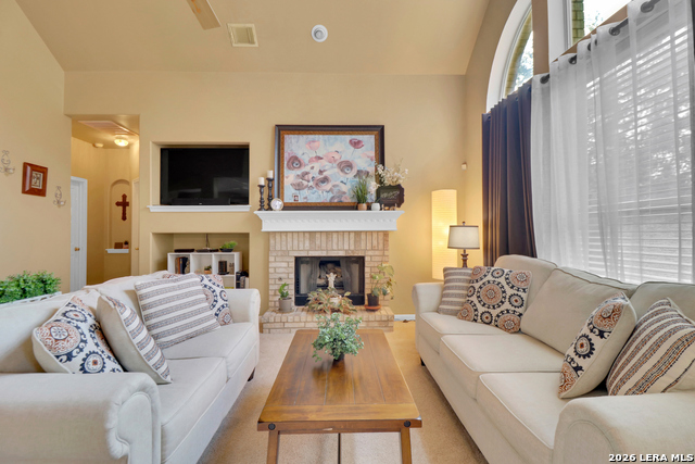 Listing photo id 10 for 2611 Menard  