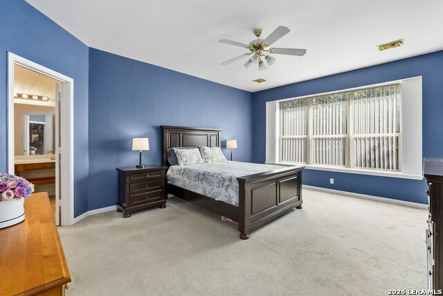 Listing photo id 15 for 2611 Menard  