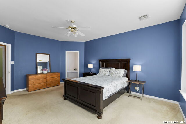 Listing photo id 16 for 2611 Menard  