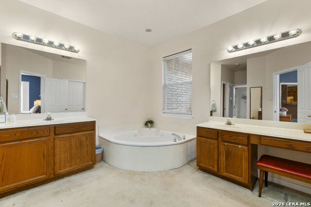 Listing photo id 17 for 2611 Menard  