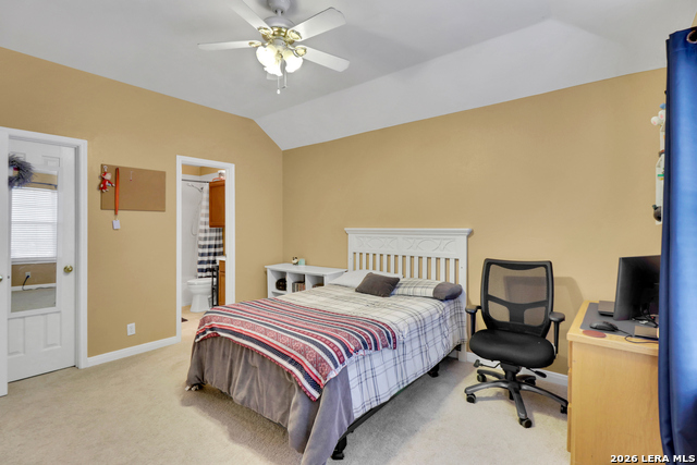 Listing photo id 20 for 2611 Menard  