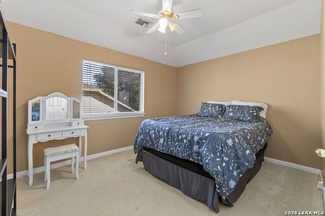 Listing photo id 24 for 2611 Menard  