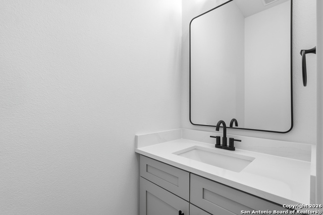 Image 15 of 36 For 389 Rio Cir  