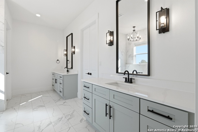 Image 19 of 36 For 389 Rio Cir  