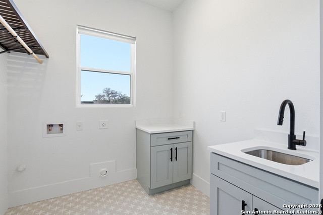 Image 20 of 36 For 389 Rio Cir  