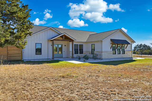 Image 25 of 36 For 389 Rio Cir  