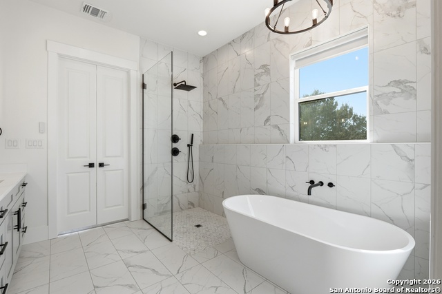 Image 3 of 36 For 389 Rio Cir  