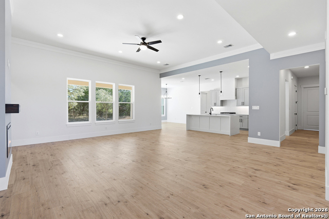 Image 7 of 36 For 389 Rio Cir  