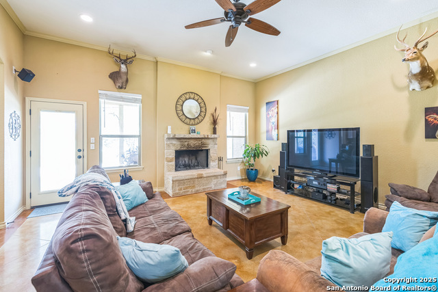 Image 10 of 35 For 448 Western  