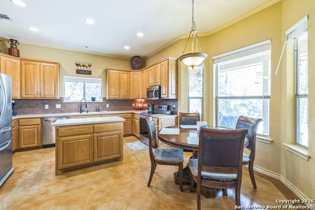 Image 15 of 35 For 448 Western  