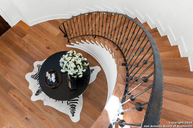 Image 28 of 37 For 817 Garraty  