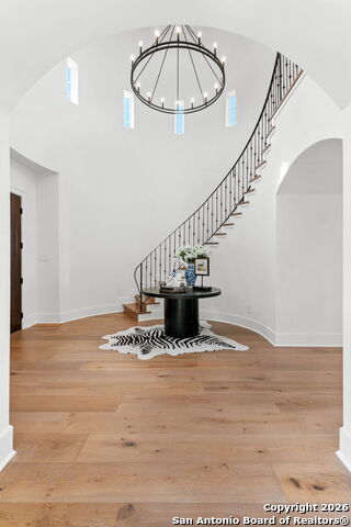 Image 4 of 37 For 817 Garraty  