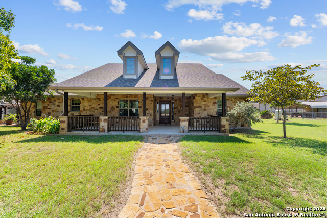 Details for 104 Woodcreek, La Vernia, TX 78121