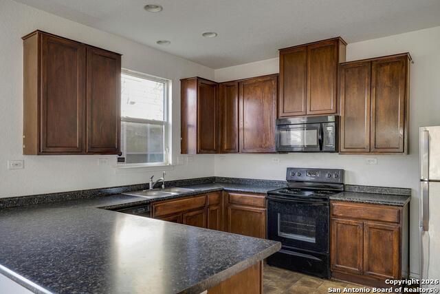 Image 12 of 27 For 2435 Sundrop Bay