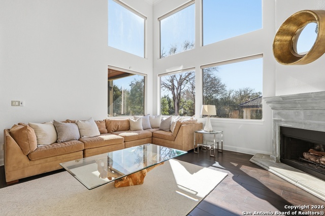 Image 10 of 57 For 2435 Winding View