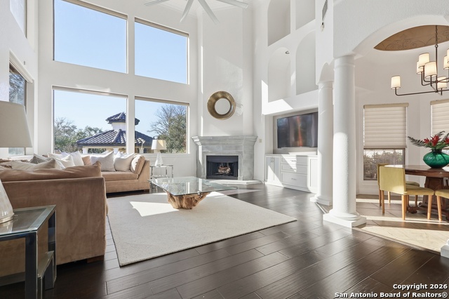 Image 11 of 57 For 2435 Winding View