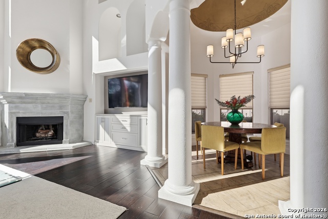 Image 13 of 57 For 2435 Winding View