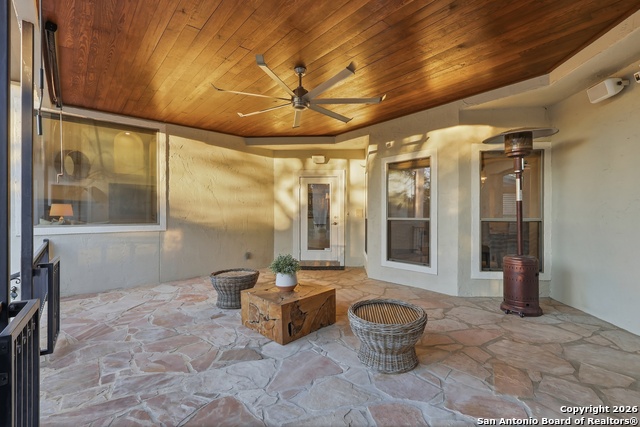 Image 21 of 57 For 2435 Winding View