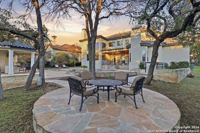 Image 24 of 57 For 2435 Winding View