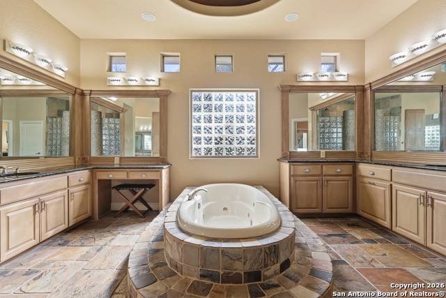 Image 33 of 57 For 2435 Winding View