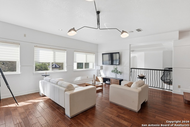 Image 39 of 57 For 2435 Winding View