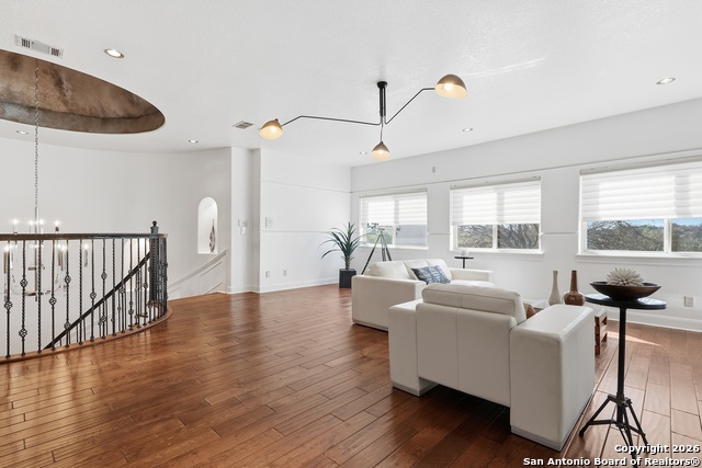 Image 40 of 57 For 2435 Winding View