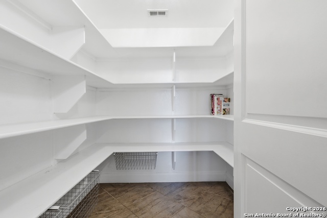 Image 53 of 57 For 2435 Winding View