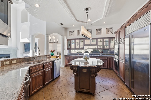 Image 7 of 57 For 2435 Winding View